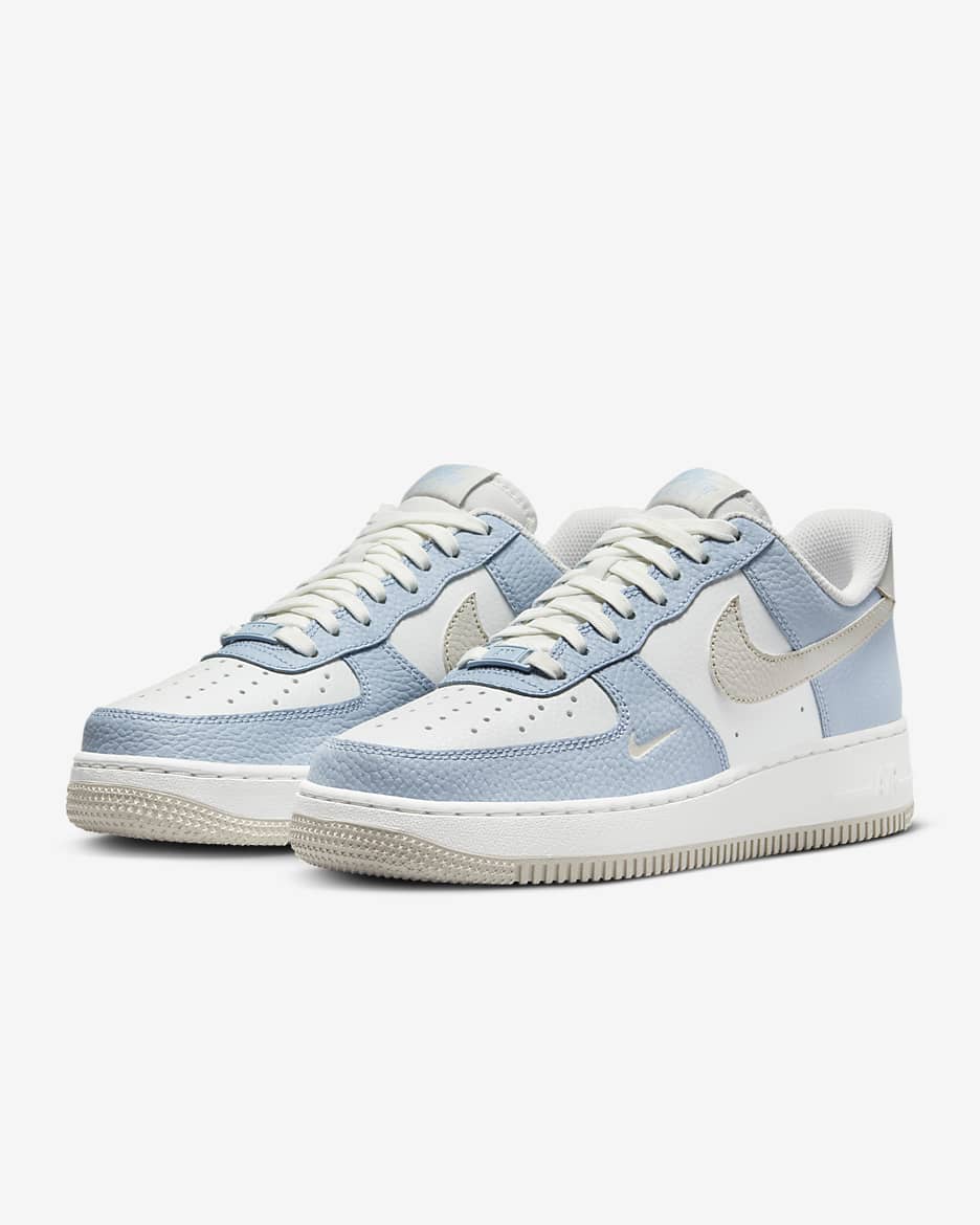 Nike Air Force 1 07 Women s Shoes. Nike CA